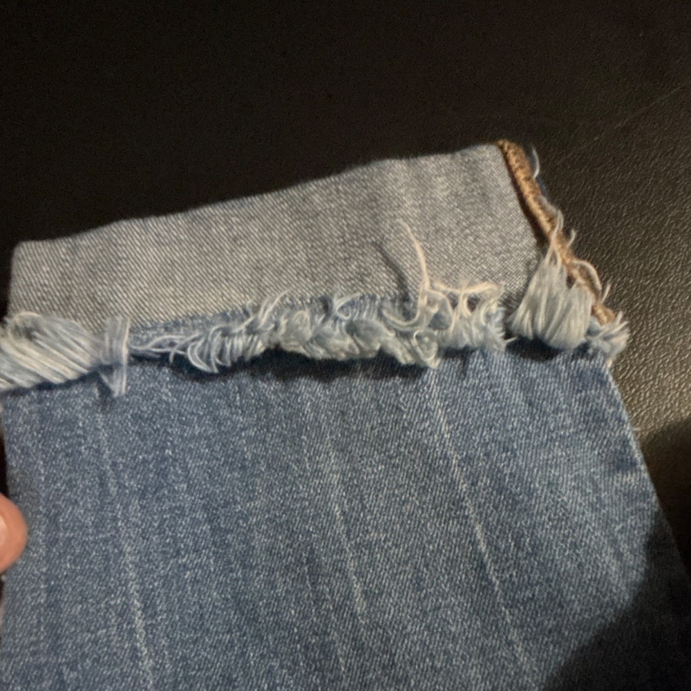 BKE Woman's Skinny Mid Rise Medium Wash Blue Denim Jeans Distressed 29x25 - Picture 5 of 10